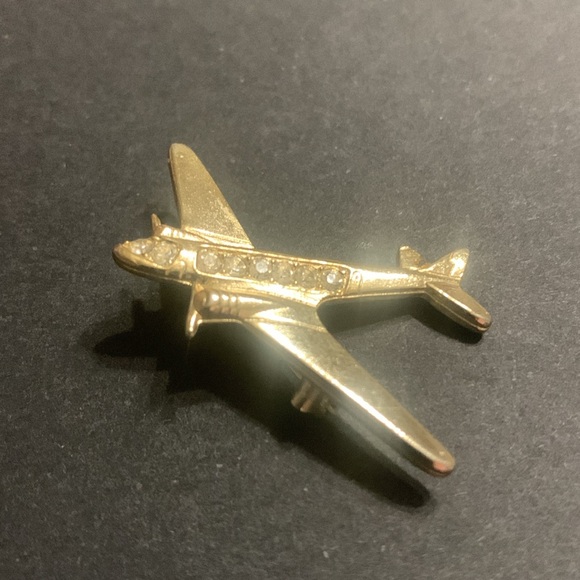 Airplane Brooch w/ Bling - Picture 2 of 6